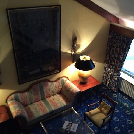 Haus Litzbruck Hotel Düsseldorf Eksteriør billede