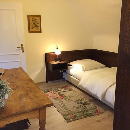 Haus Litzbruck Hotel Düsseldorf Eksteriør billede