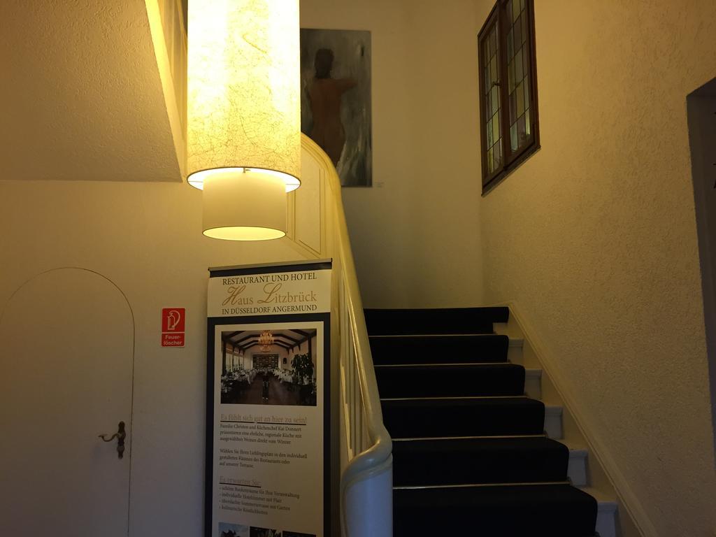 Haus Litzbruck Hotel Düsseldorf Eksteriør billede