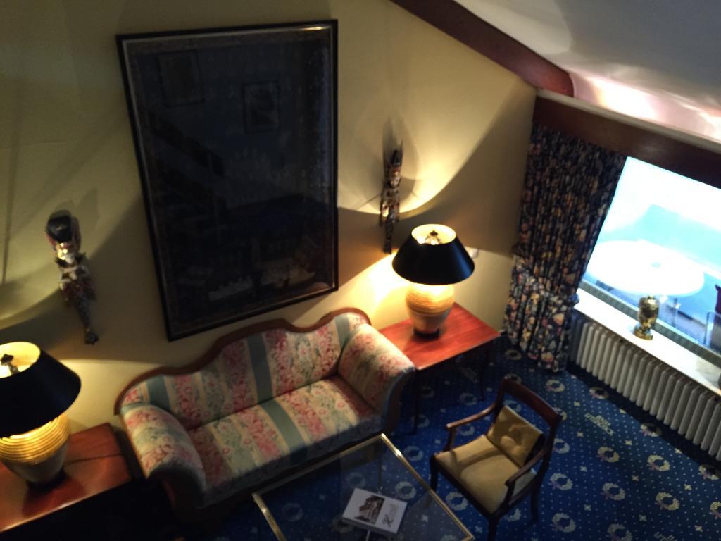 Haus Litzbruck Hotel Düsseldorf Eksteriør billede