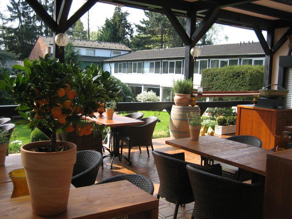 Haus Litzbruck Hotel Düsseldorf Eksteriør billede