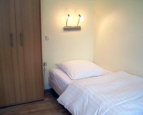 Haus Litzbruck Hotel Düsseldorf Eksteriør billede